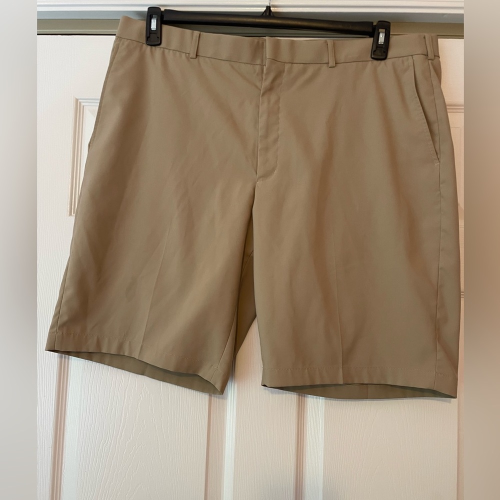 Walter Hagen Golf Shorts